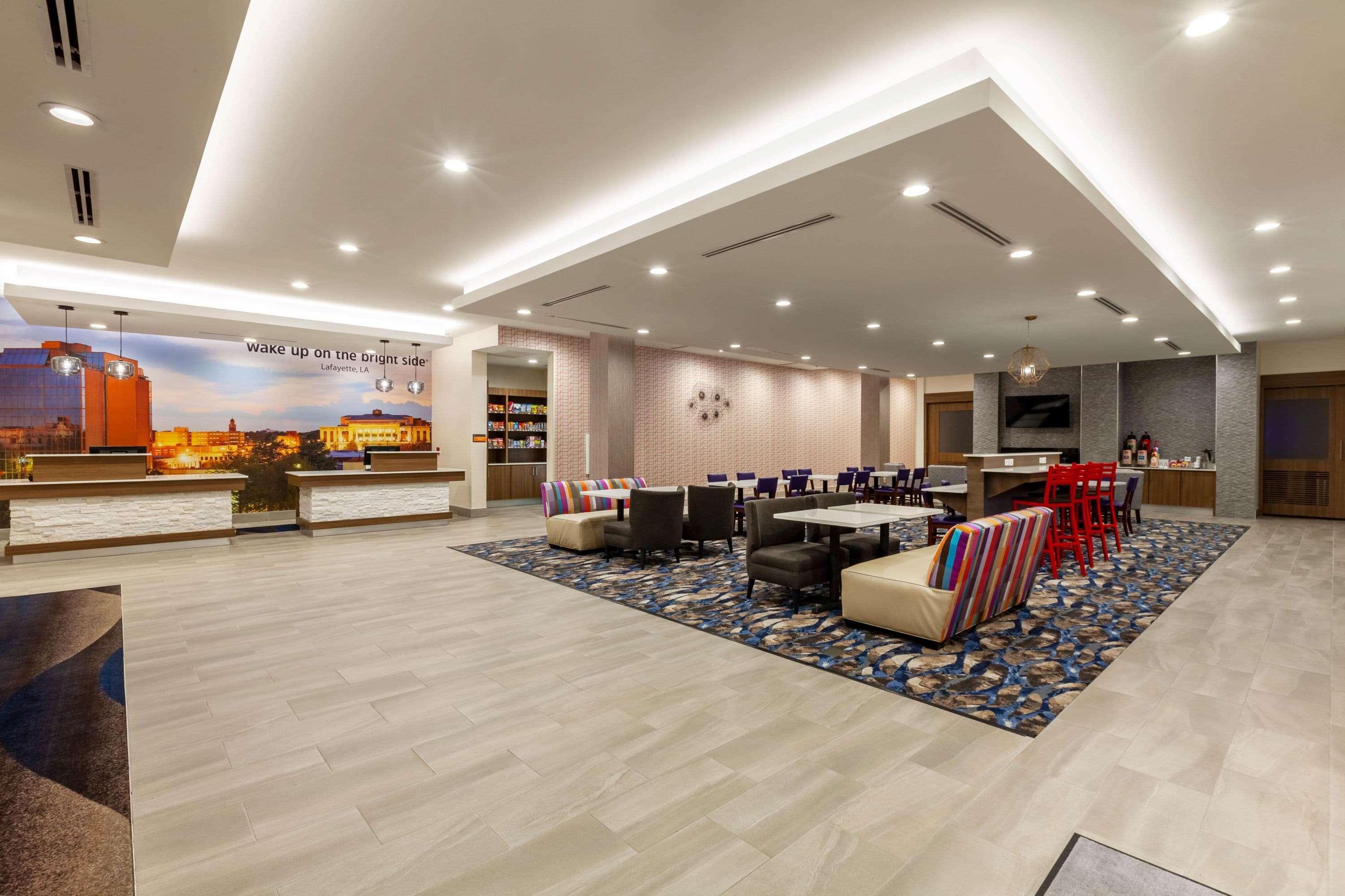 La Quinta Inn & Suites By Wyndham Lafayette Oil Center Екстериор снимка